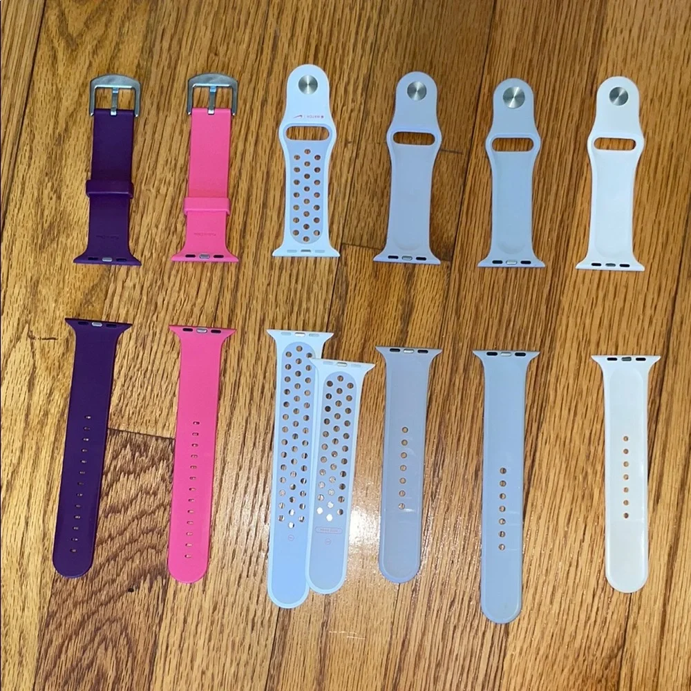Apple Watch Series 6 – 44mm Band Bundle